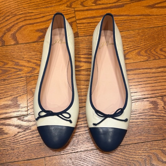 J Crew Kiki ballet flats navy cream cap toe size 7.5 NWOB - Picture 3 of 9